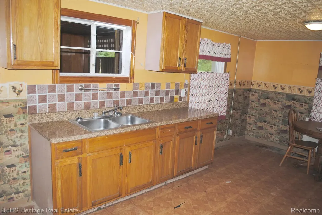 4080 Potts Road Handy Township MI 48836
