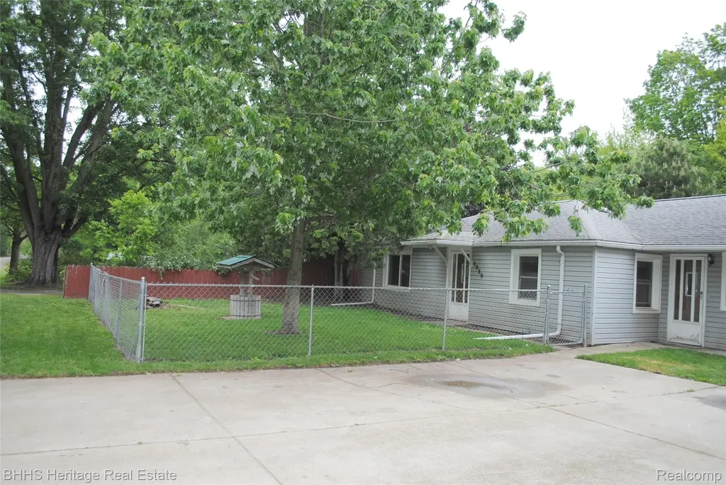 4080 Potts Road Handy Township MI 48836