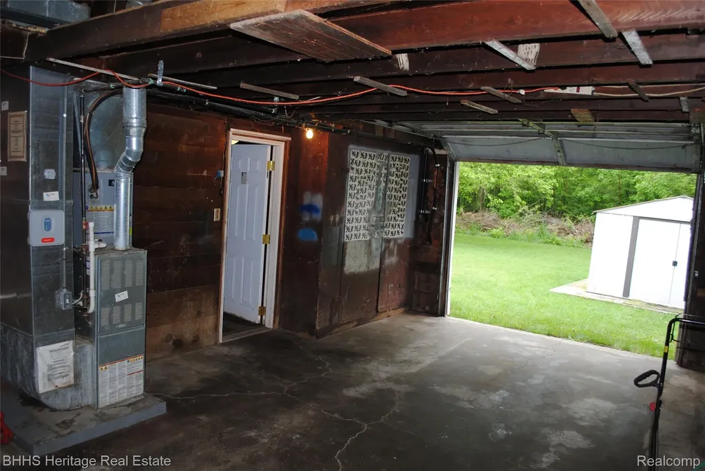 4080 Potts Road Handy Township MI 48836