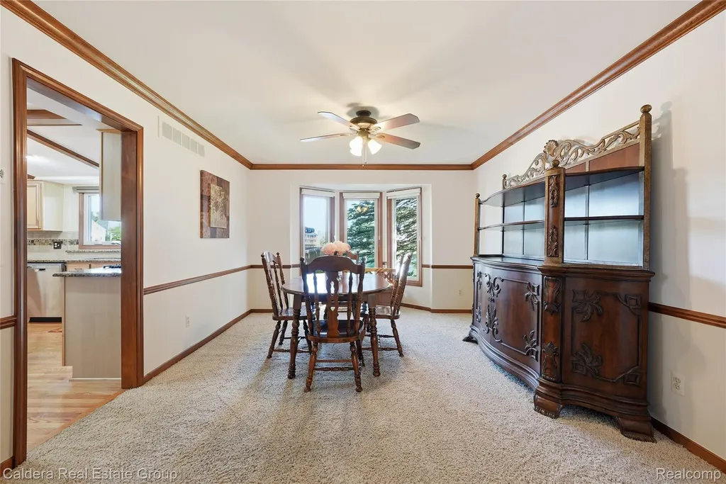 8915 Chestnut Run Drive Shelby Charter Township MI 48317