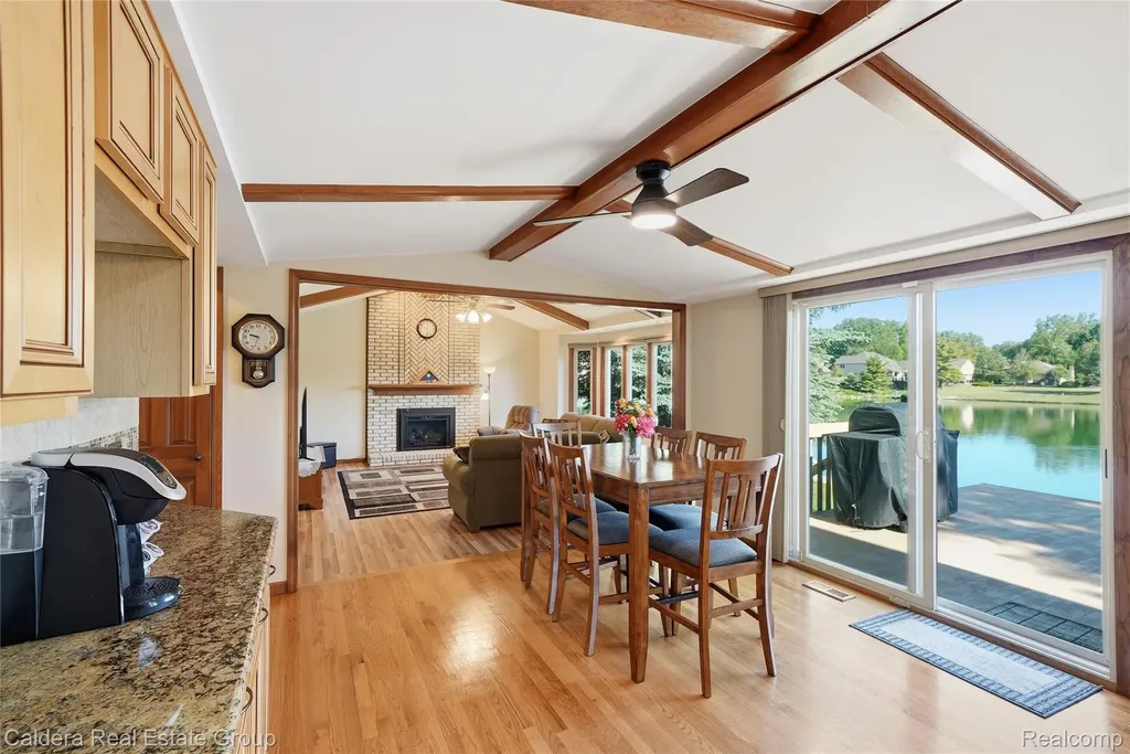 8915 Chestnut Run Drive Shelby Charter Township MI 48317