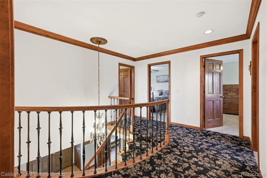 8915 Chestnut Run Drive Shelby Charter Township MI 48317