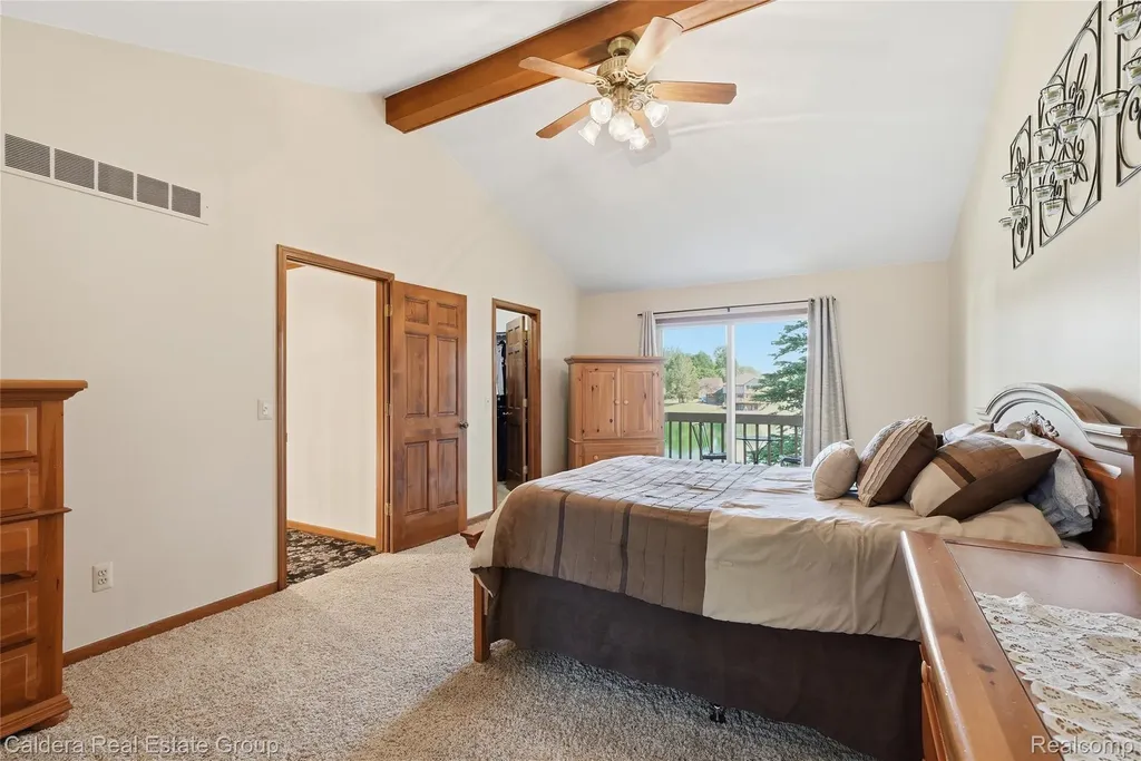 8915 Chestnut Run Drive Shelby Charter Township MI 48317