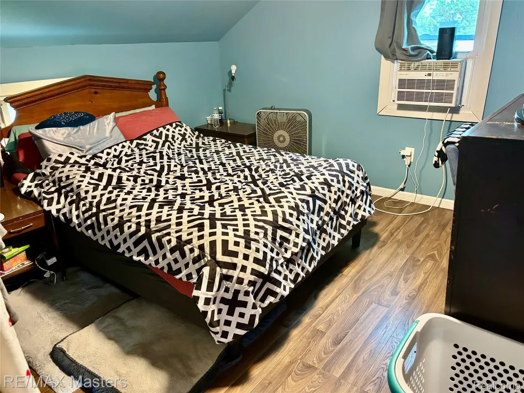 207 Court Street S Standish City MI 48658