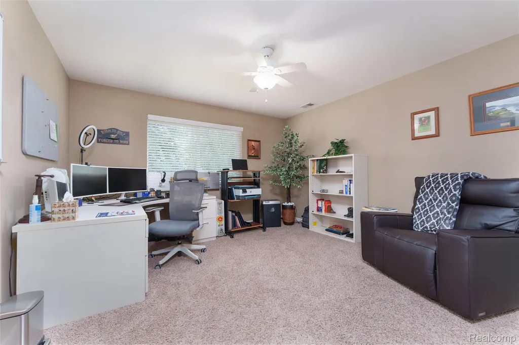 2172 Devonshire Road Bloomfield Charter Township MI 48302