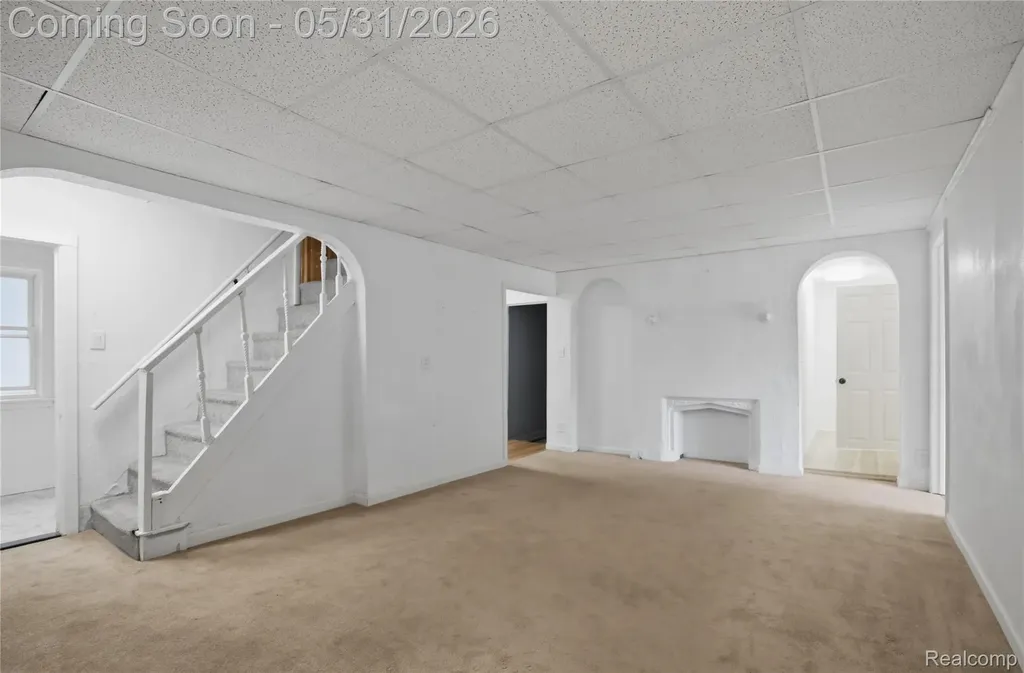 7268 Chalmers Avenue Warren City MI 48091