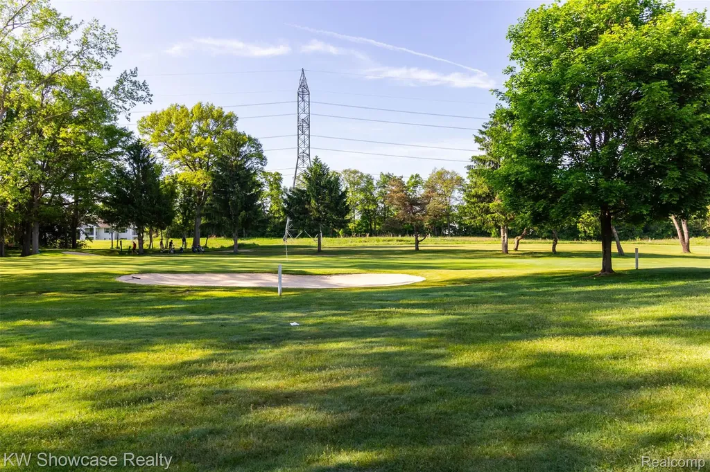 5726 Pinecroft Court Independence Charter Township MI 48346
