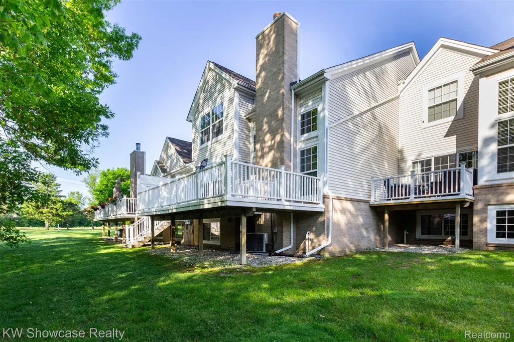 5726 Pinecroft Court Independence Charter Township MI 48346
