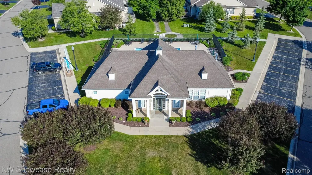 5726 Pinecroft Court Independence Charter Township MI 48346