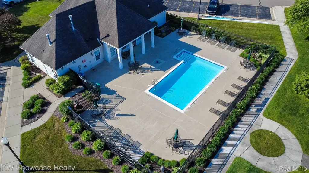 5726 Pinecroft Court Independence Charter Township MI 48346