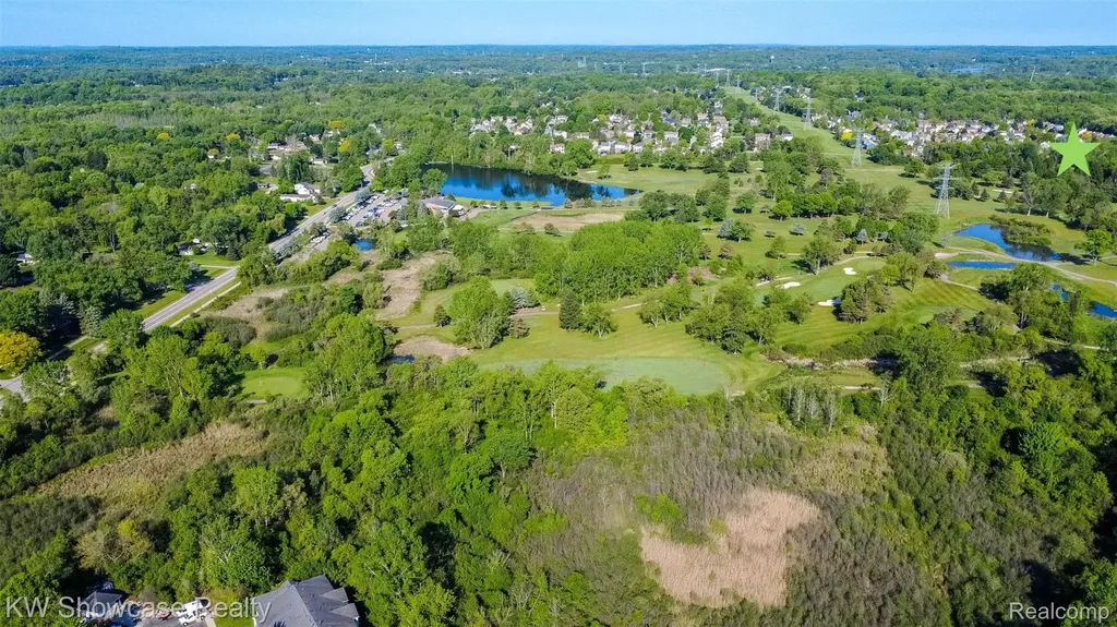 5726 Pinecroft Court Independence Charter Township MI 48346
