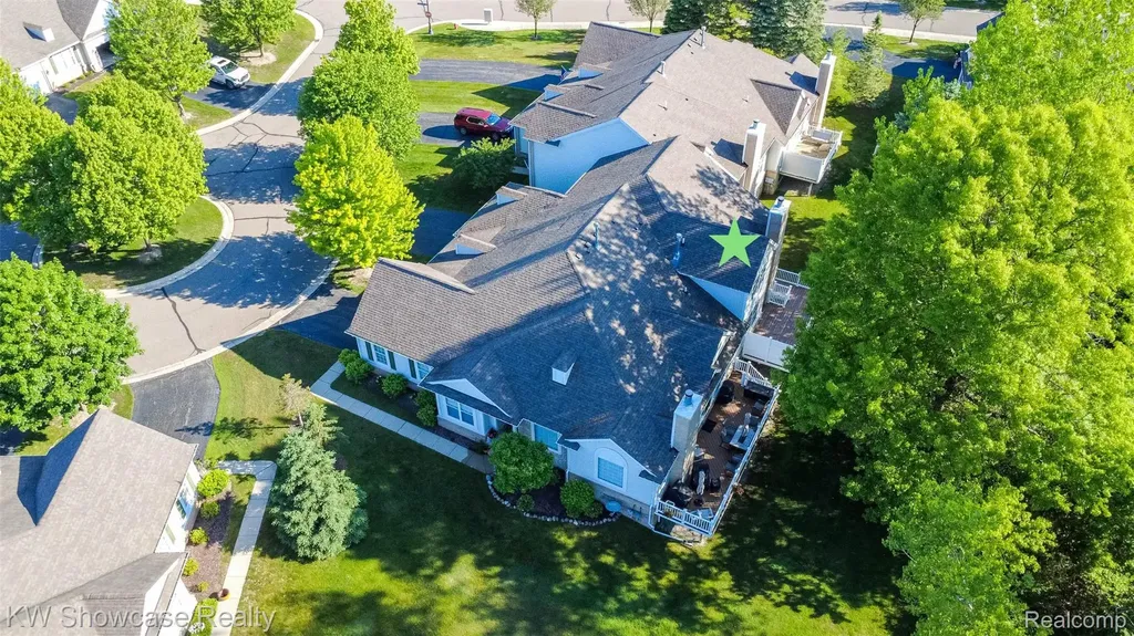 5726 Pinecroft Court Independence Charter Township MI 48346