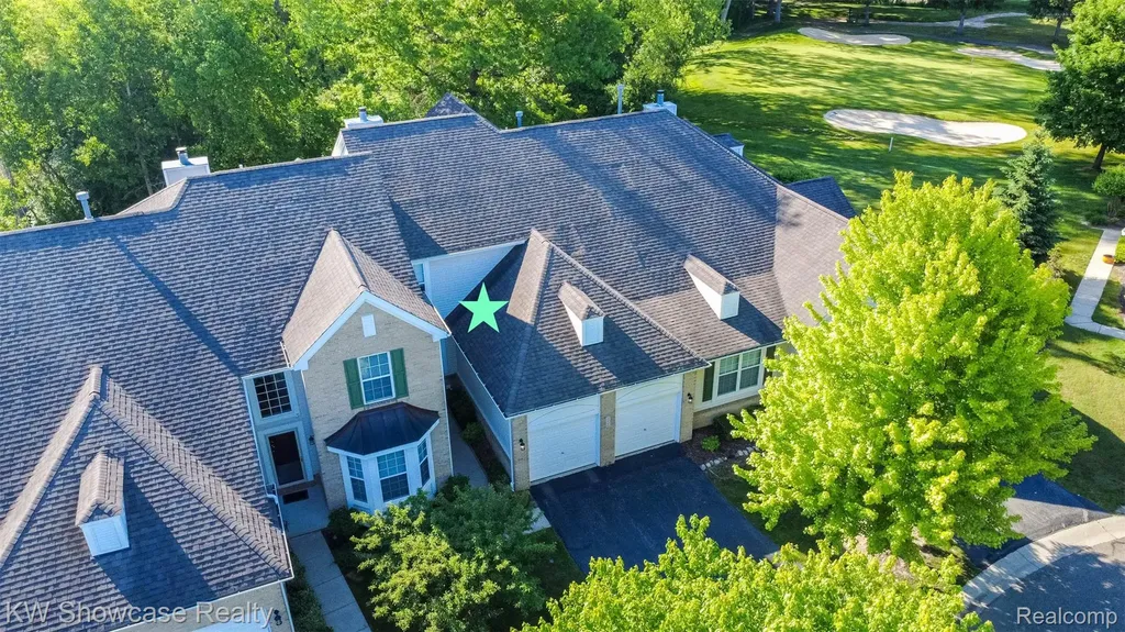 5726 Pinecroft Court Independence Charter Township MI 48346
