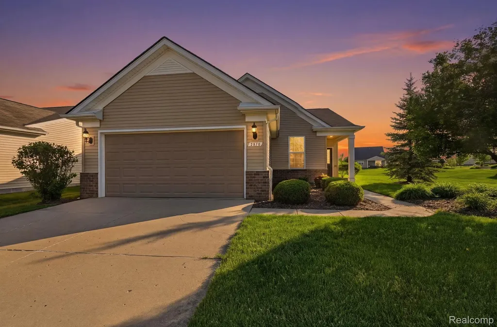 9370 Sand Hill Drive Grand Blanc Charter Township MI 48439