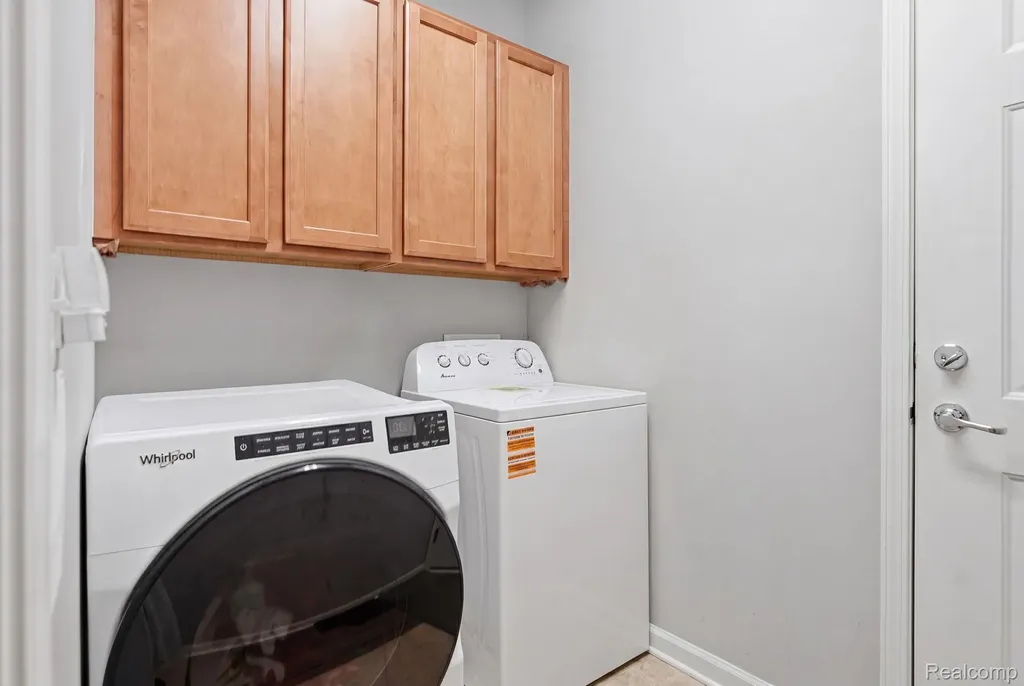 9370 Sand Hill Drive Grand Blanc Charter Township MI 48439