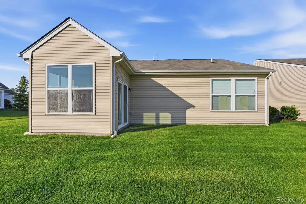 9370 Sand Hill Drive Grand Blanc Charter Township MI 48439