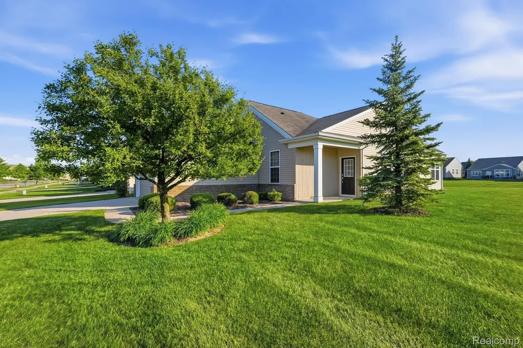 9370 Sand Hill Drive Grand Blanc Charter Township MI 48439