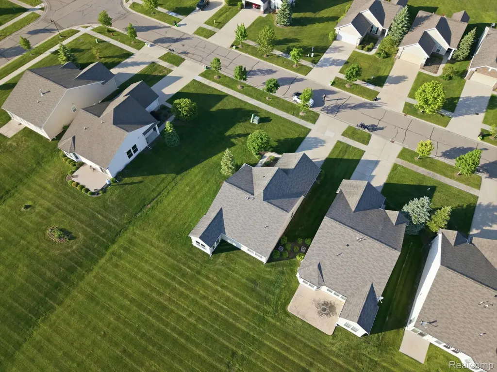 9370 Sand Hill Drive Grand Blanc Charter Township MI 48439