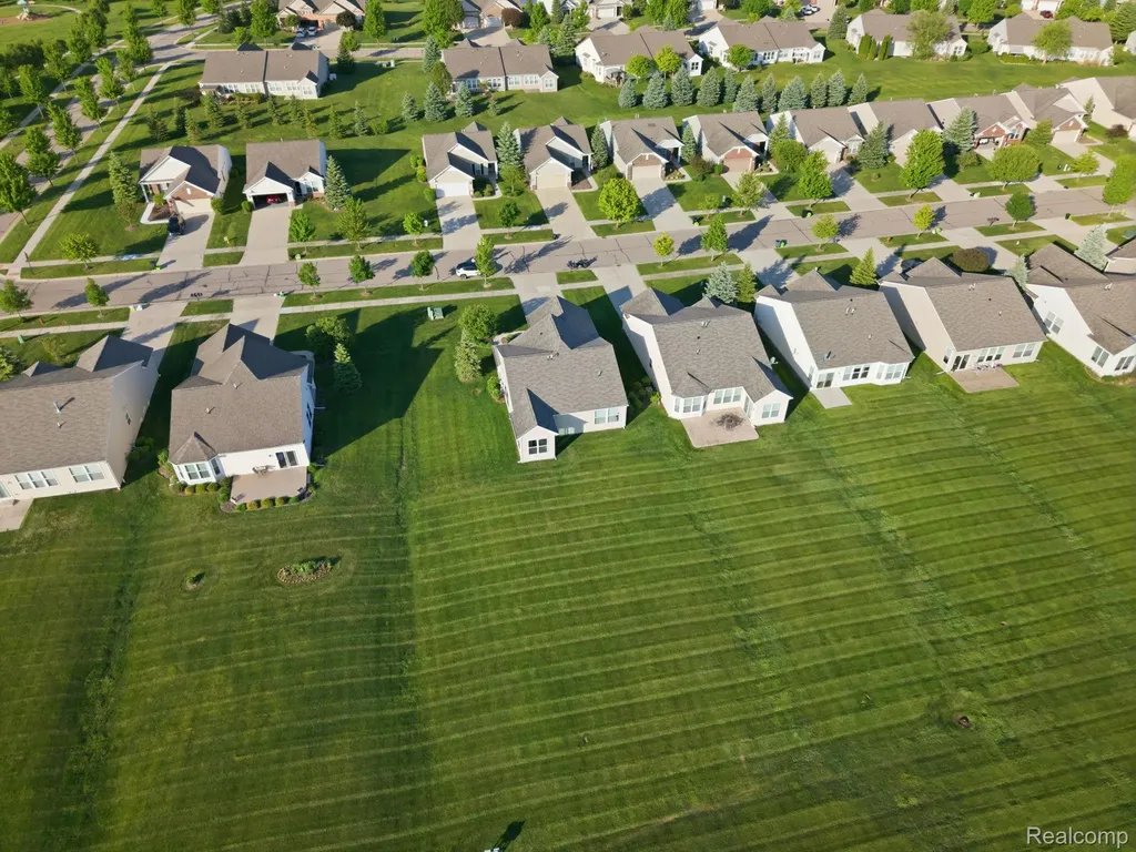 9370 Sand Hill Drive Grand Blanc Charter Township MI 48439