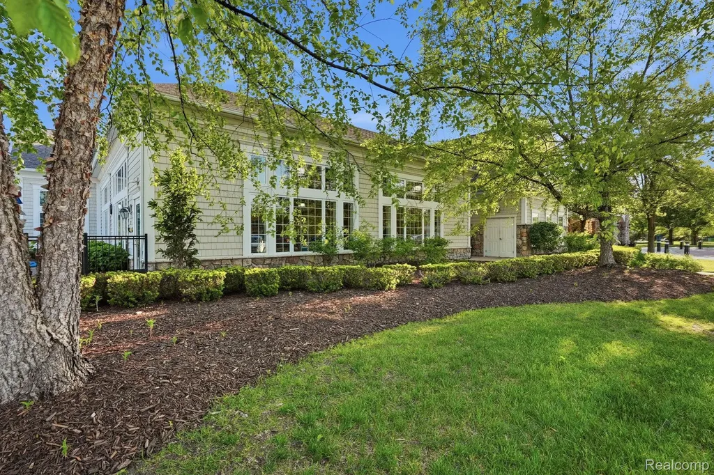 9370 Sand Hill Drive Grand Blanc Charter Township MI 48439