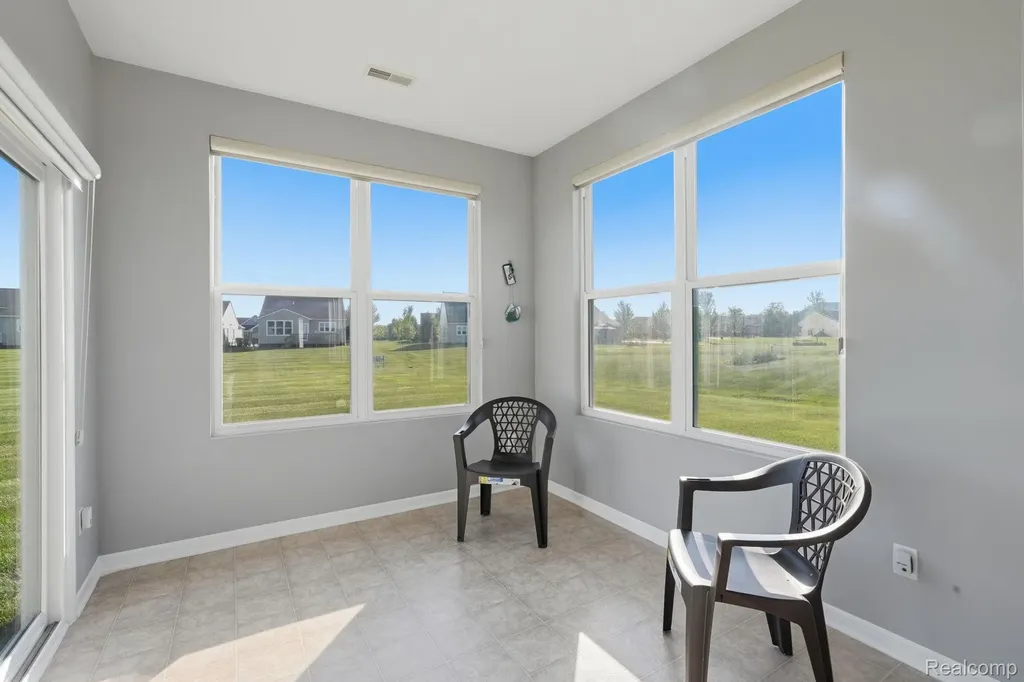 9370 Sand Hill Drive Grand Blanc Charter Township MI 48439