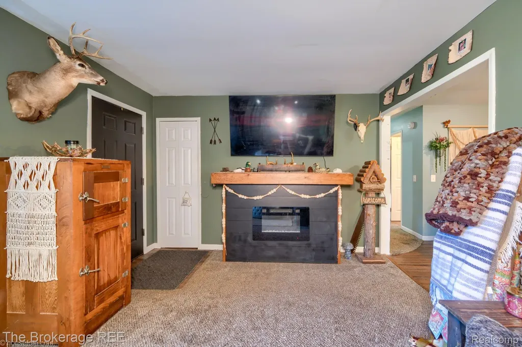 6288 Porter Road Grand Blanc Charter Township MI 48439