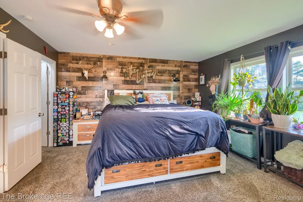 6288 Porter Road Grand Blanc Charter Township MI 48439