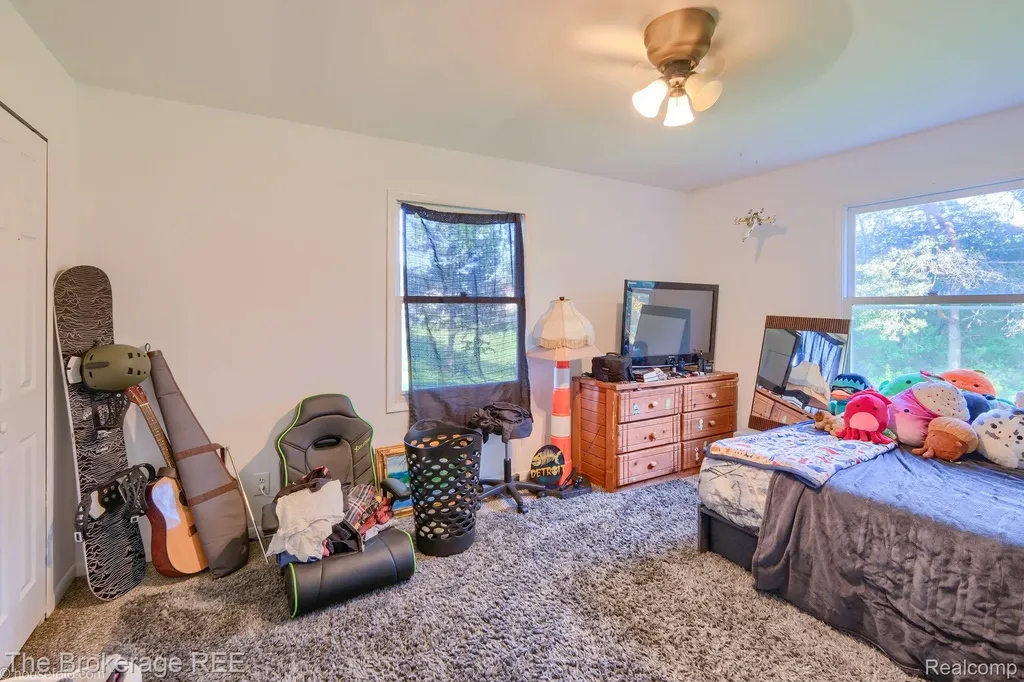 6288 Porter Road Grand Blanc Charter Township MI 48439