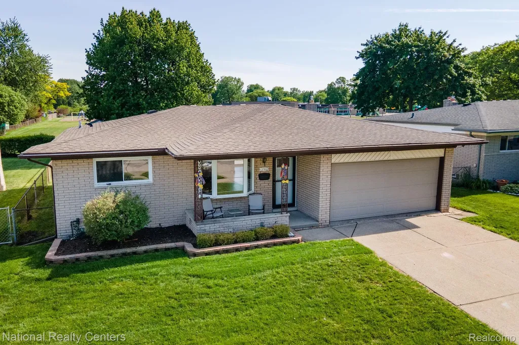 1760 Westwood Drive Madison Heights City MI 48071