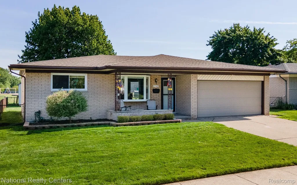 1760 Westwood Drive Madison Heights City MI 48071