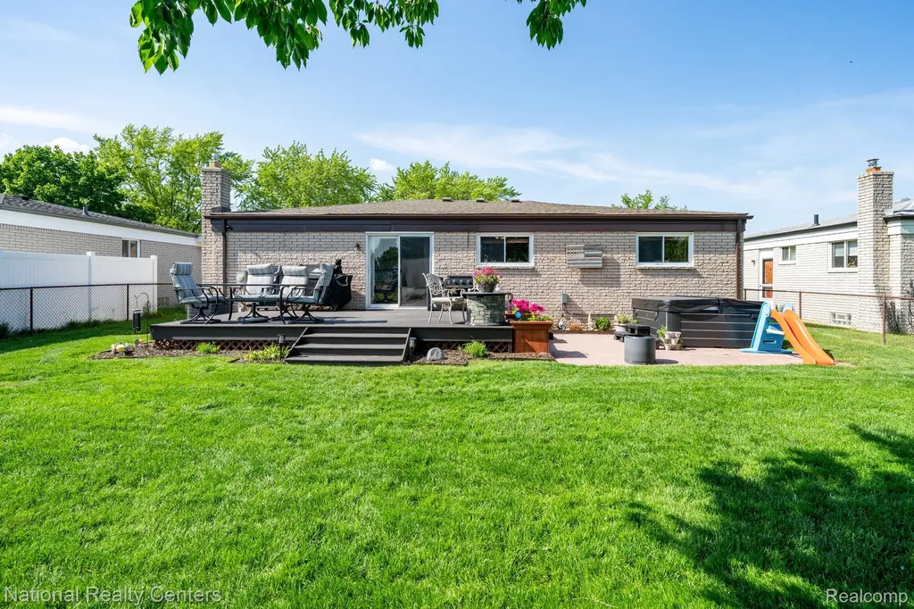 1760 Westwood Drive Madison Heights City MI 48071