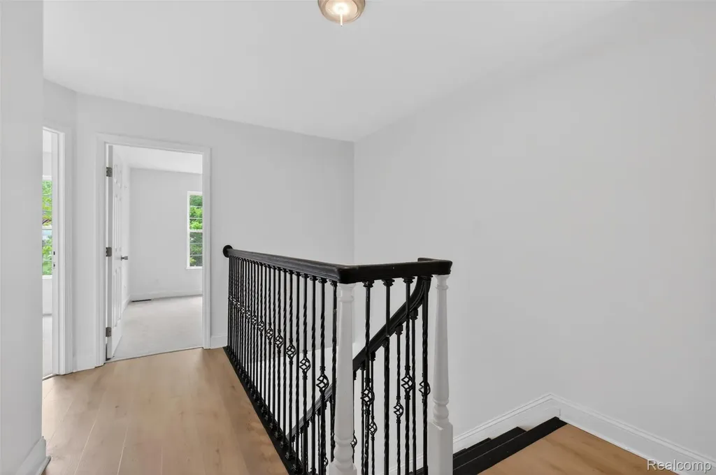 3457 Ashburnam Ann Arbor City MI 48105
