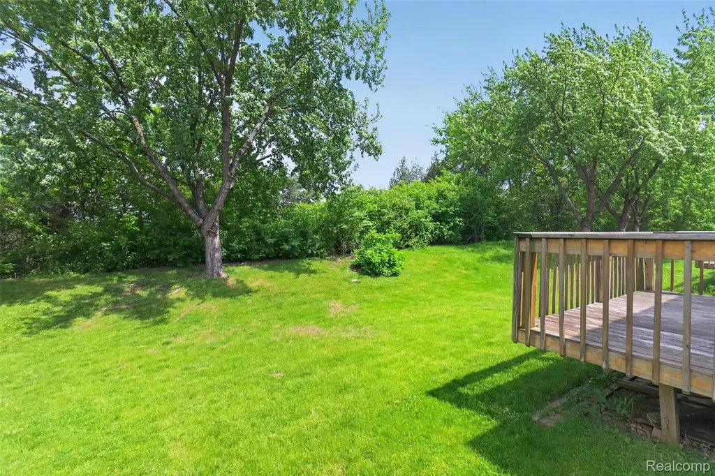 3457 Ashburnam Ann Arbor City MI 48105