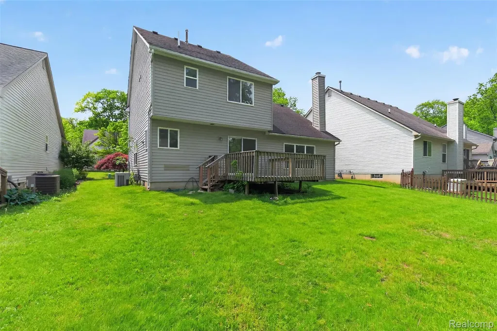 3457 Ashburnam Ann Arbor City MI 48105