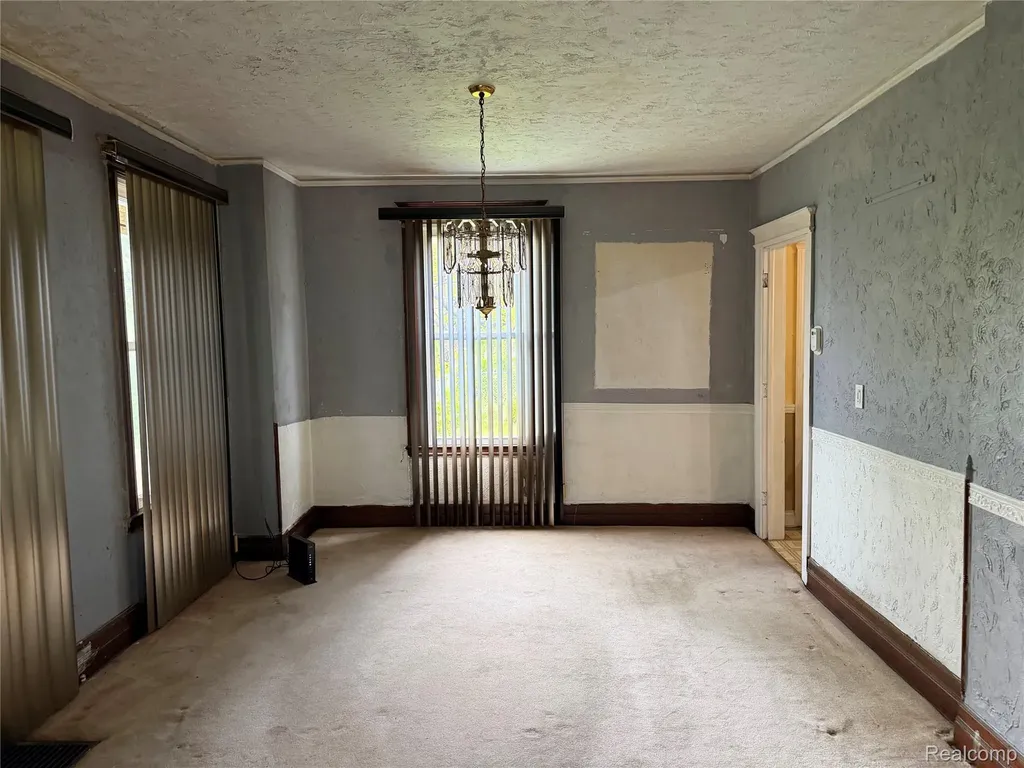 7743 E Canfield Street Detroit City MI 48214