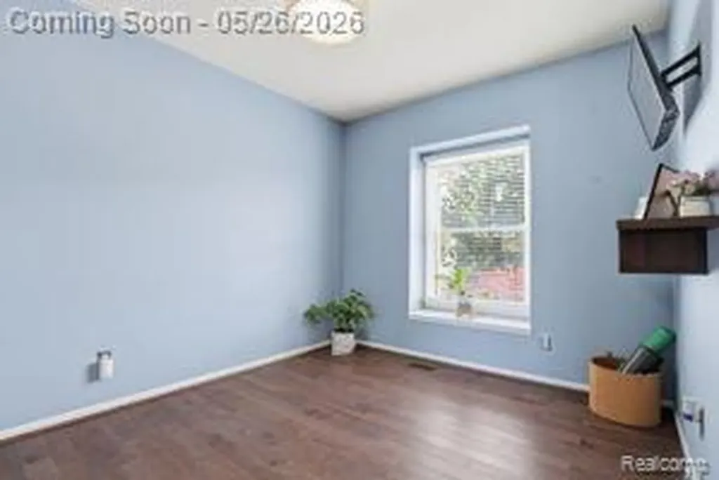 2389 Golfview Circle Fenton Charter Township MI 48430