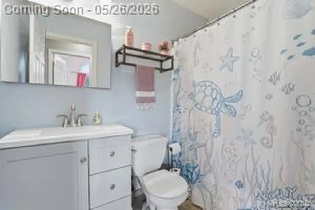 2389 Golfview Circle Fenton Charter Township MI 48430