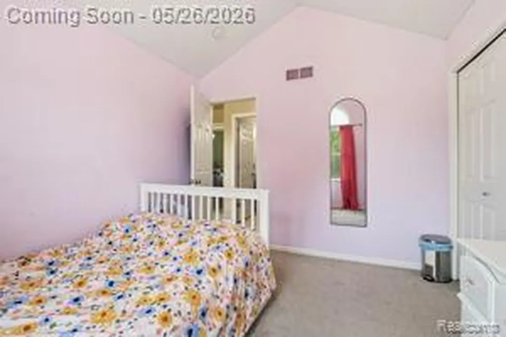 2389 Golfview Circle Fenton Charter Township MI 48430