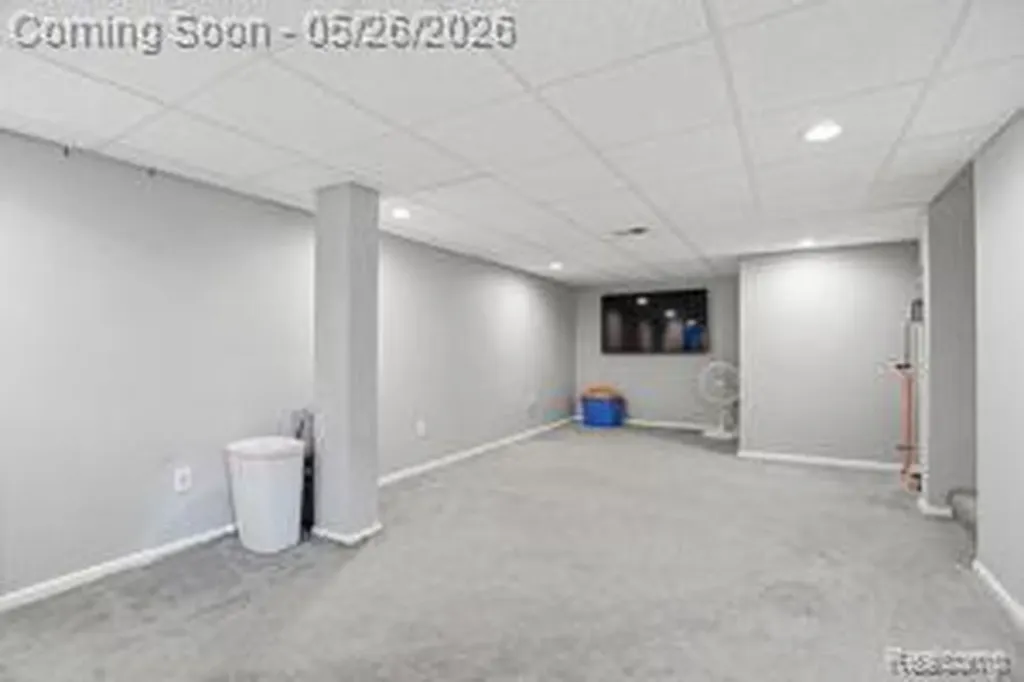 2389 Golfview Circle Fenton Charter Township MI 48430