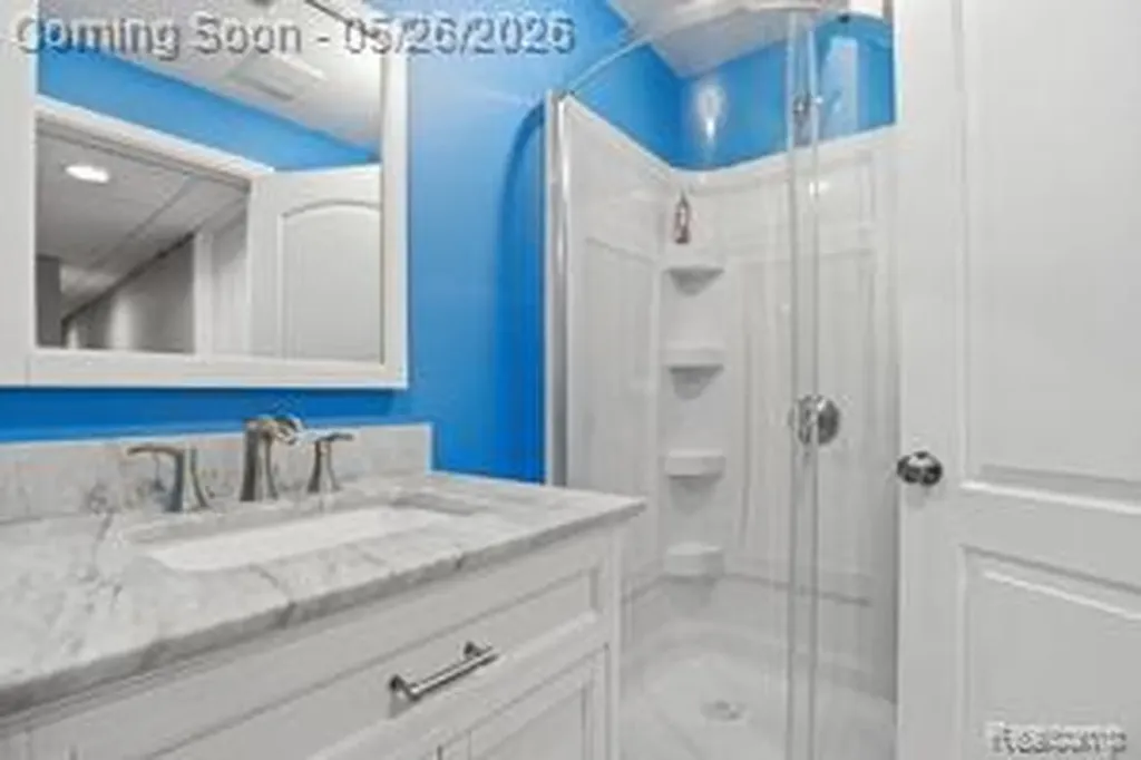 2389 Golfview Circle Fenton Charter Township MI 48430