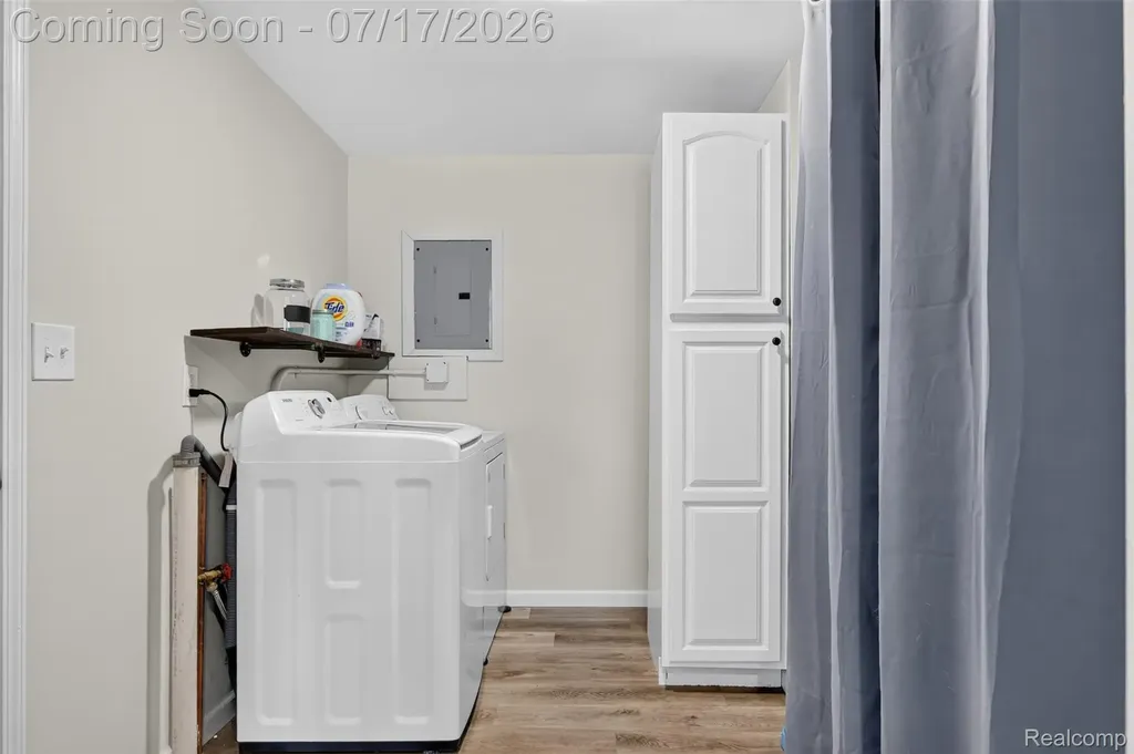 3045 Fisher Avenue Commerce Charter Township MI 48390