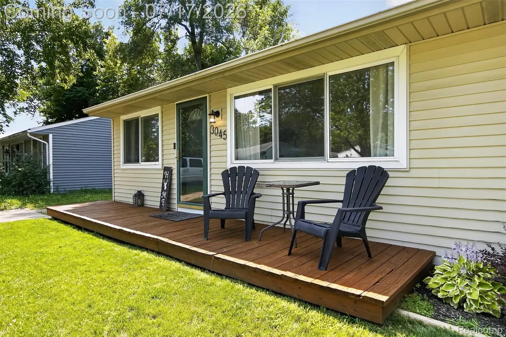 3045 Fisher Avenue Commerce Charter Township MI 48390