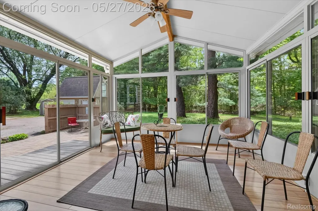 2240 Peppermill Road Lapeer Township MI 48446