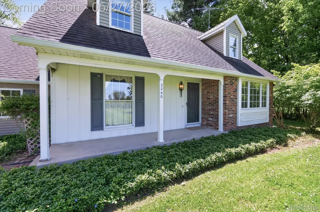 2240 Peppermill Road Lapeer Township MI 48446