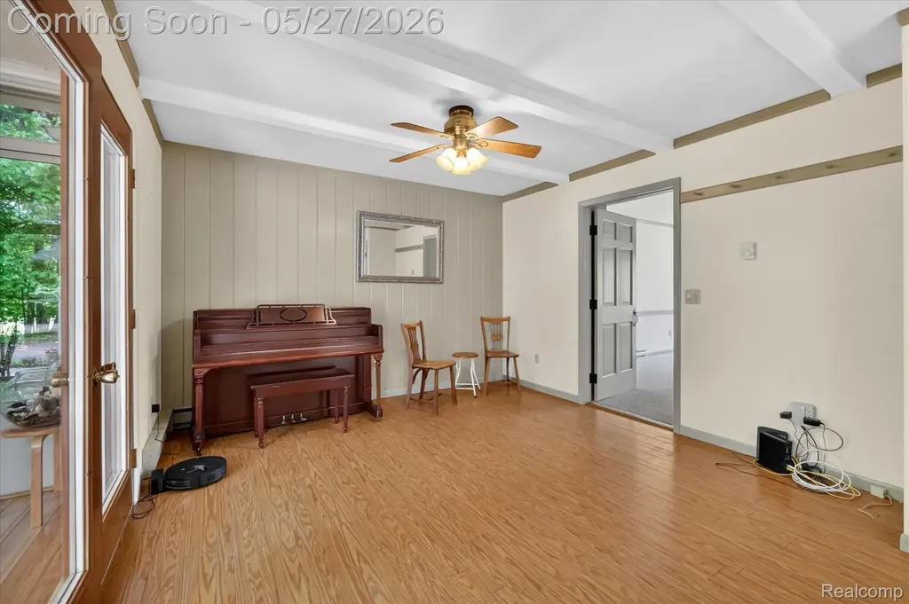 2240 Peppermill Road Lapeer Township MI 48446