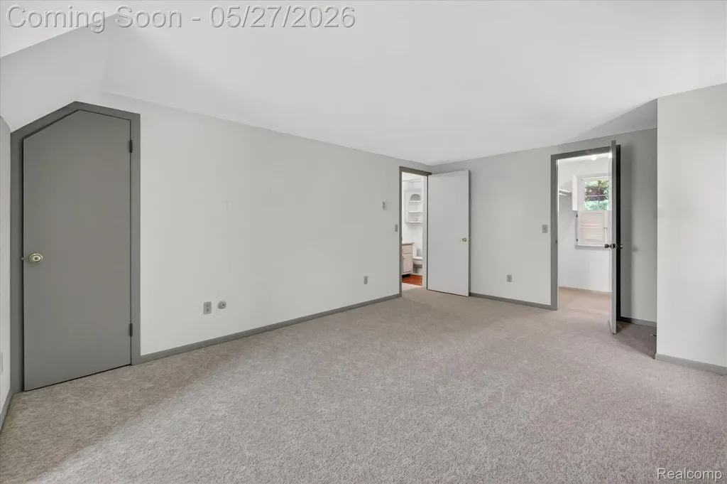 2240 Peppermill Road Lapeer Township MI 48446