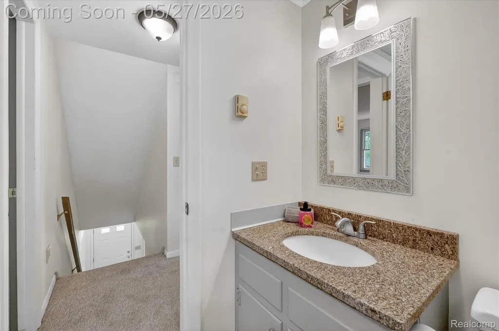 2240 Peppermill Road Lapeer Township MI 48446