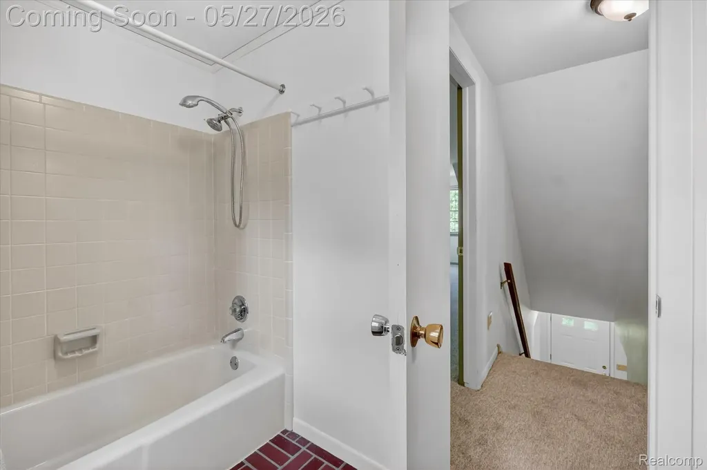 2240 Peppermill Road Lapeer Township MI 48446