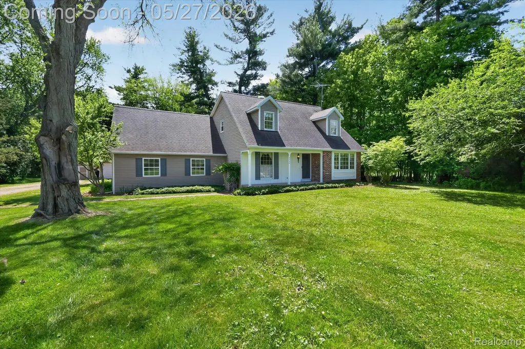2240 Peppermill Road Lapeer Township MI 48446