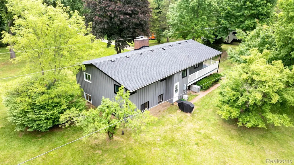 7333 Toma Road Dexter Township MI 48130